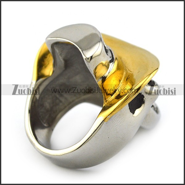 Skull Ring with Gold Cowboy Hat r003995