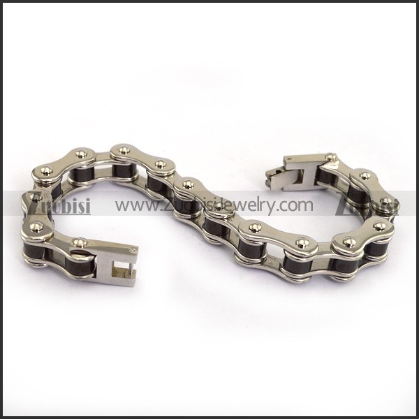 Bike Chain Bracelet with Black Tube b004517