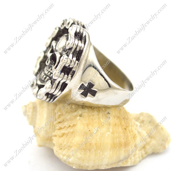 bicycle bike chain ring with skull in the middle r002252
