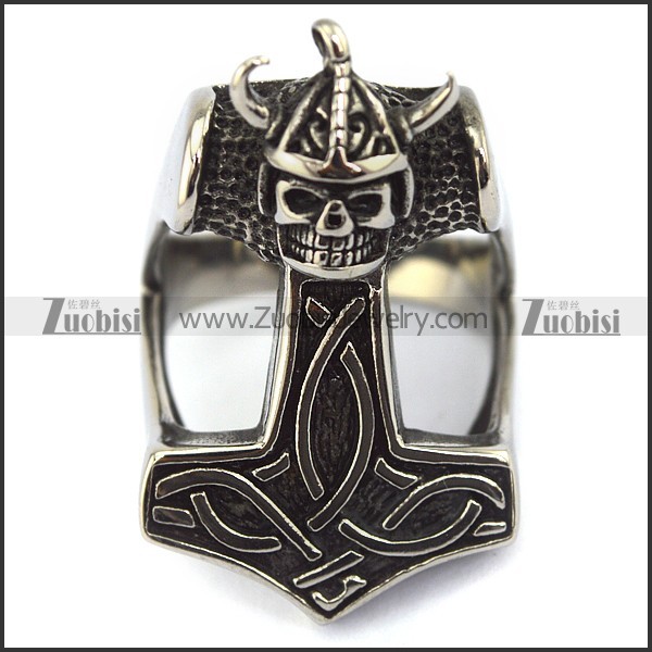 Wearing Horn Cap skull stainless steel rings r001581
