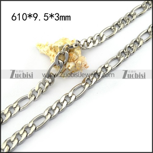 24-inch Long Figaro Chain in 9.5mm Wide n001582