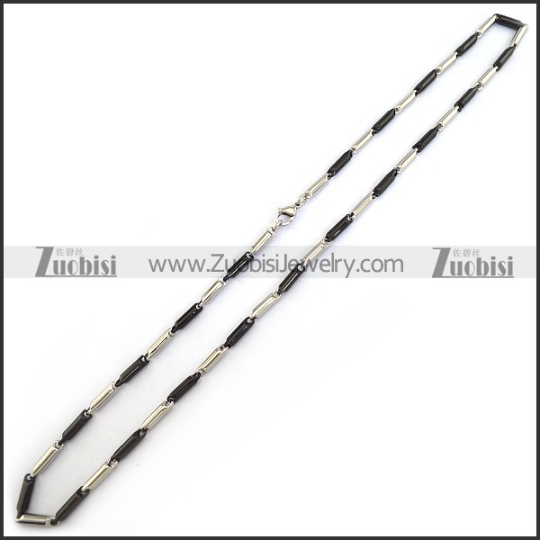 Silver and Black Tone Satinless Steel Chain Necklace n001394