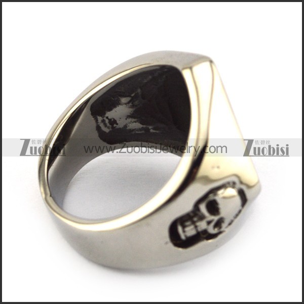 Diamond Shape 13 Skull Biker Ring r004760