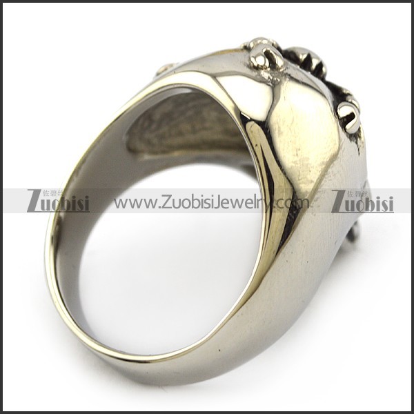Red Eye Stainless Steel Skull Ring with Scorpion r004321