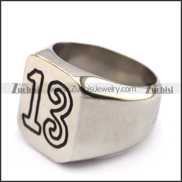 Simple 13 Ring r004670