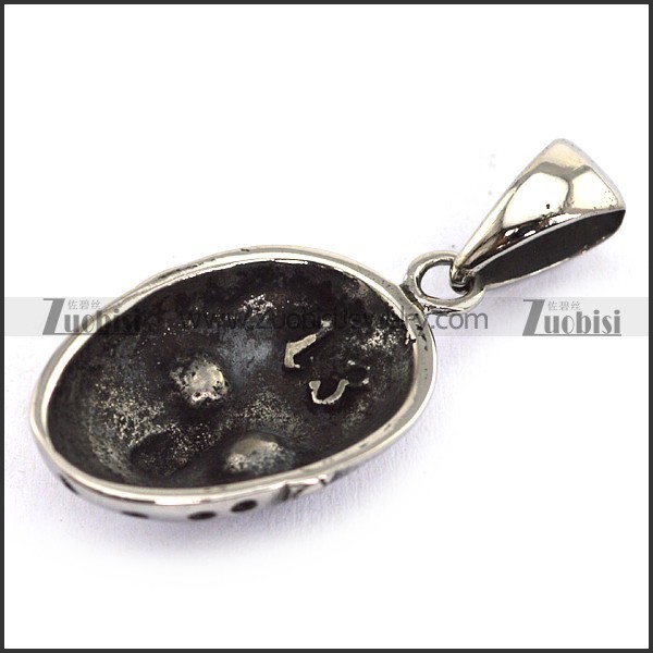 Small Mask Pendant p003405