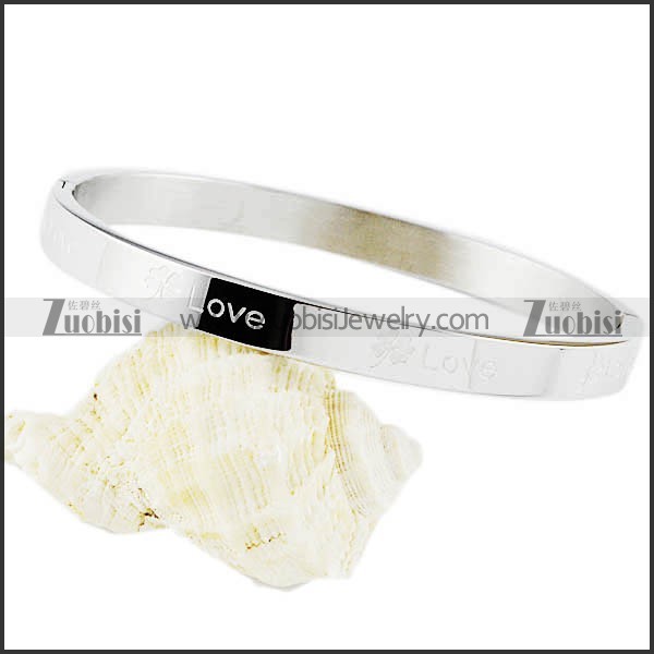 Stainless Steel Bracelet - b000103