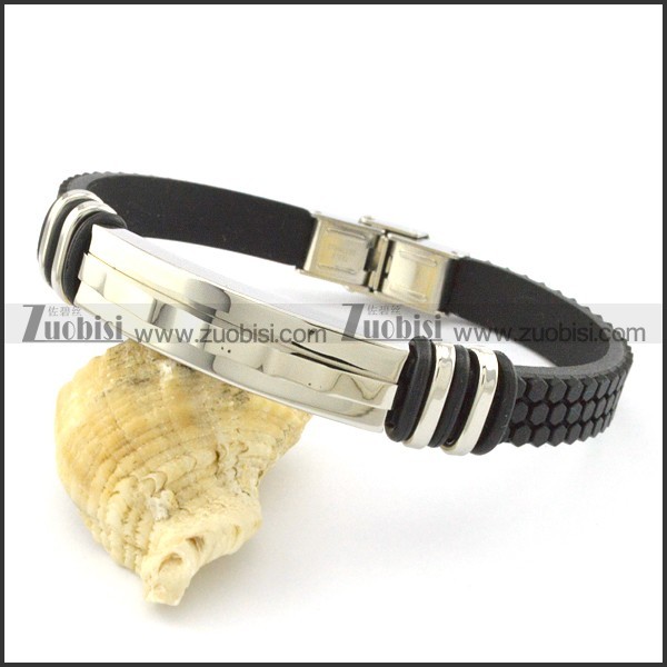 rubber bracelet with stainless steel parts b001724