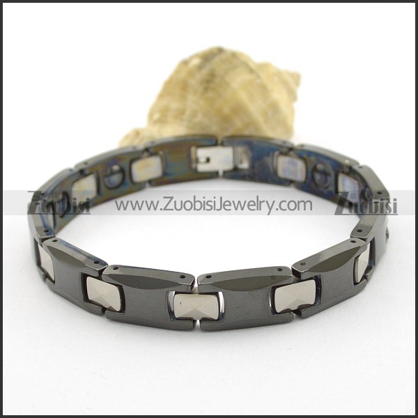 Black Creamic Bracelet with Small Facted Tungsten Connector b003020