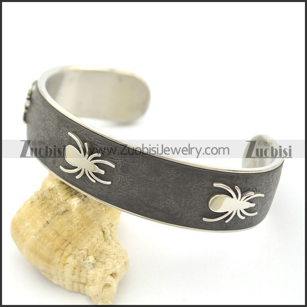 Stainless Steel Spider Leather Bangle b002991
