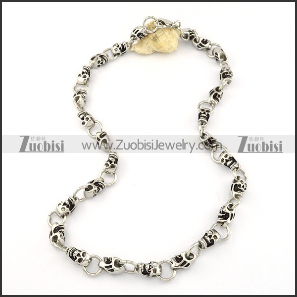 26 Small 3D Skull Stainless Steel Necklace -n000199