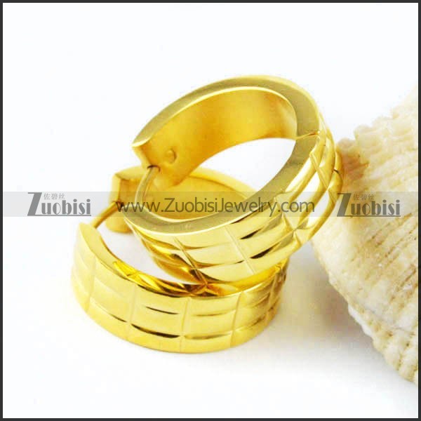 Yellow Gold Stainless Steel Cutting Earring - e000019