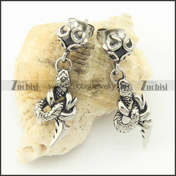 Snake Earring e000667