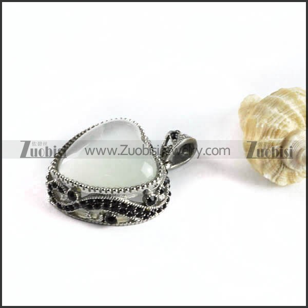 Cream White Stone Stainless Steel Heart Pendant - p000094