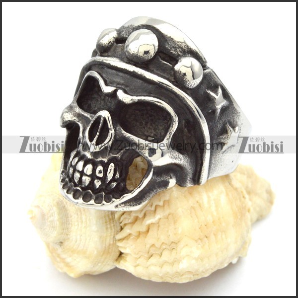 Stainless Steel Skull Ring - r000316