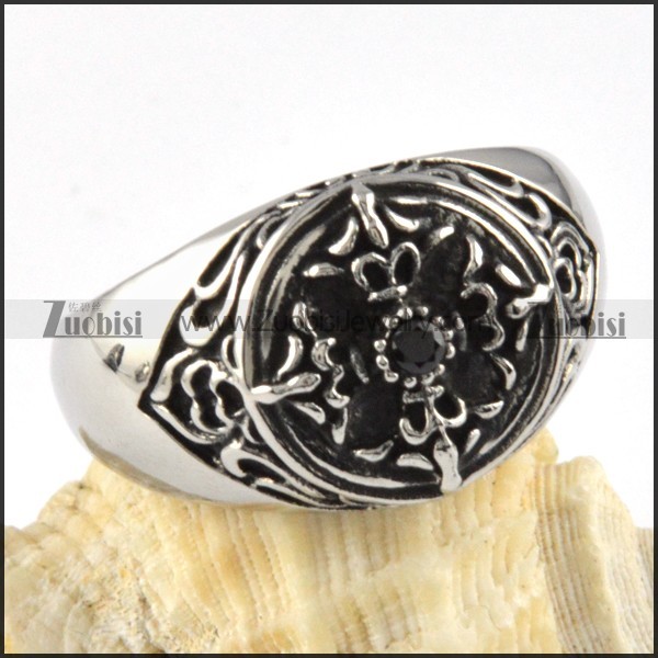 Black Solid Rhinestone Cross Ring in steel - r000071