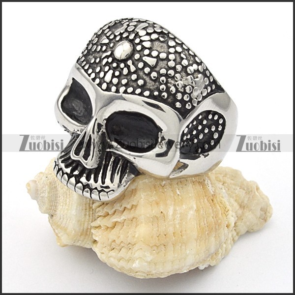 Stainless Steel Skull Ring - r000345