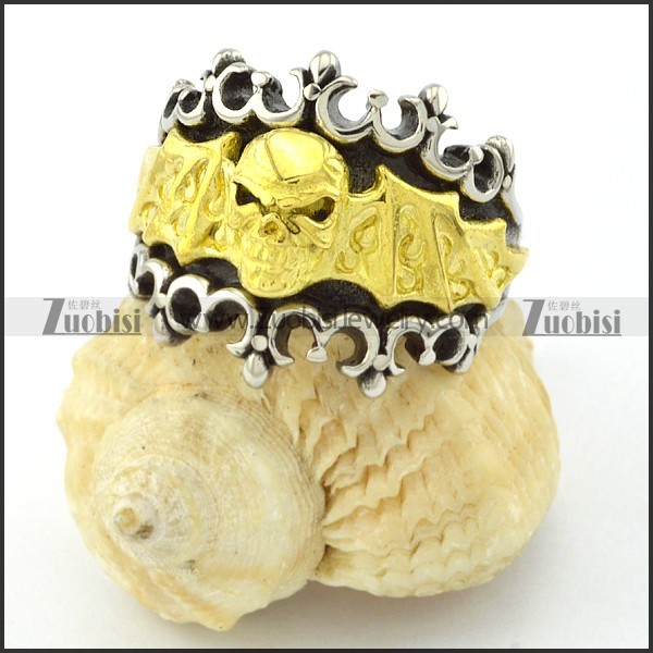 gold bat skull ring wth unique wing r001132
