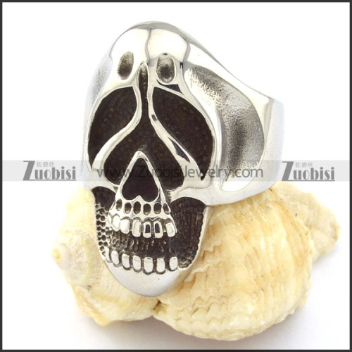 Mens Skull Ring in Stainless Steel for Motorcycle Bikers -r000749