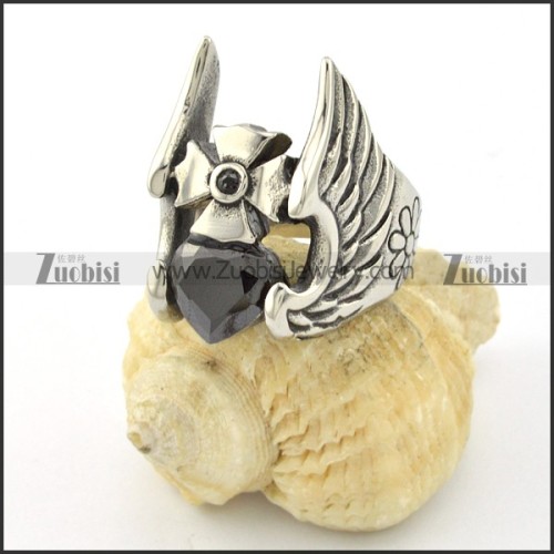 flying wing ring with black zircon stone r001134