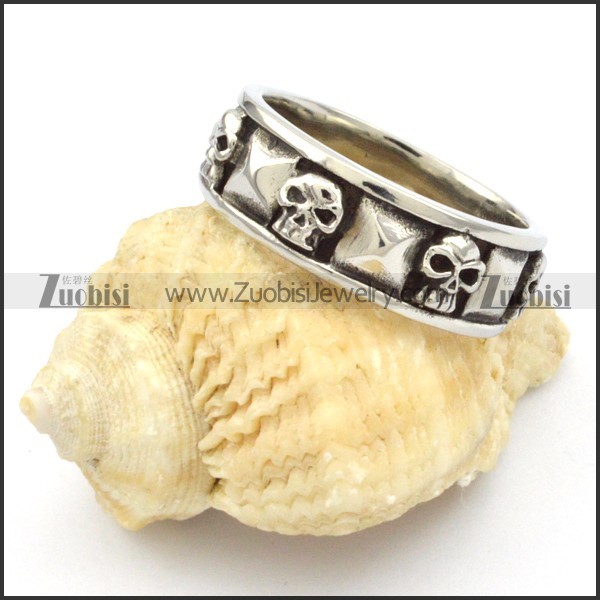 Stainless Steel Skull Rings -r000442