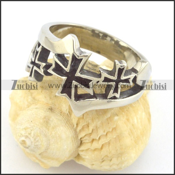 The cross ring r001405