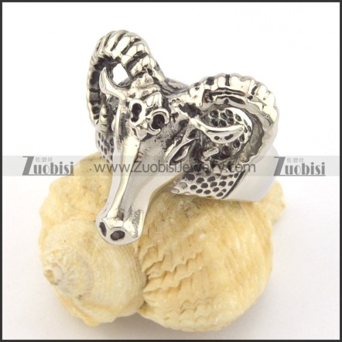 silver antelope ring in stainless steel r001341
