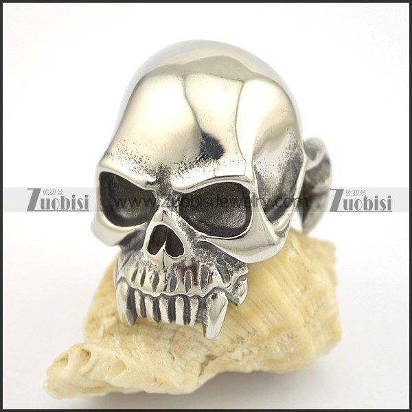 bald bloodsucker skull ring r001744