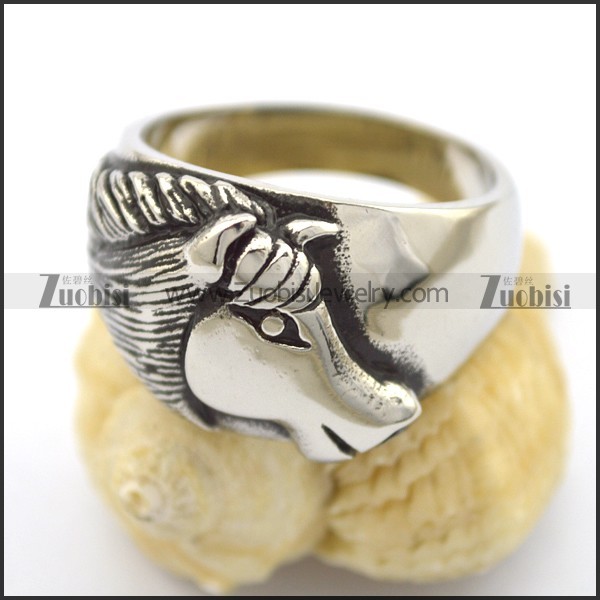 Horse Head Ring r001923