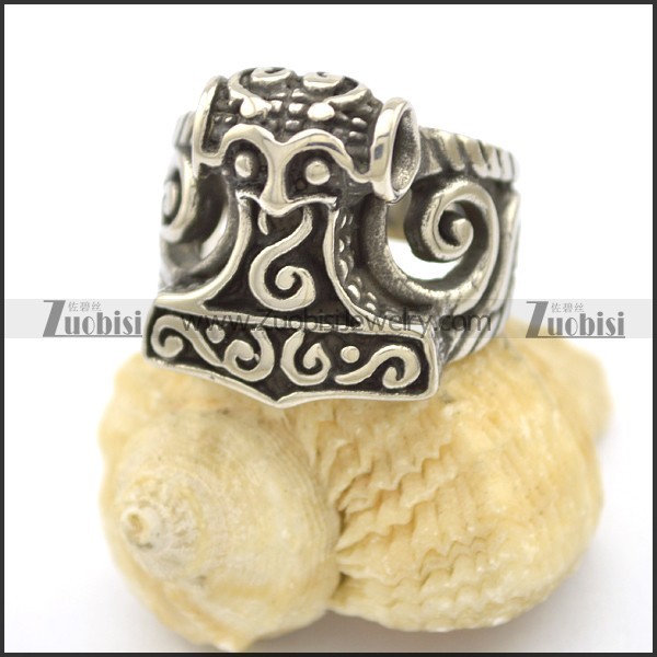 Hammer Ring from Thor r002481