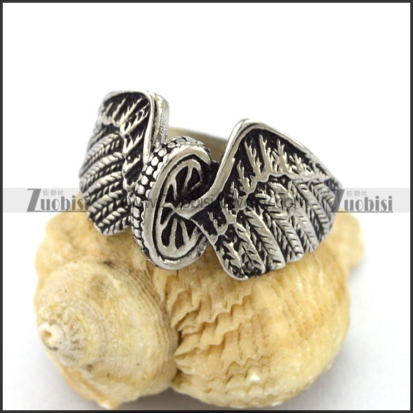 Stainless Steel Motorcycle Wheel with Angel Wings Biker Ring r002948