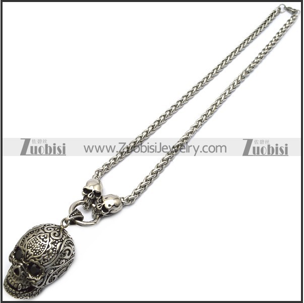 stainless steel chain with 2 skull heads and 1 smart ring n002332