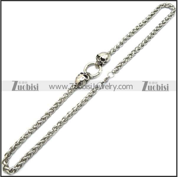 stainless steel chain with 2 skull heads and 1 smart ring n002332