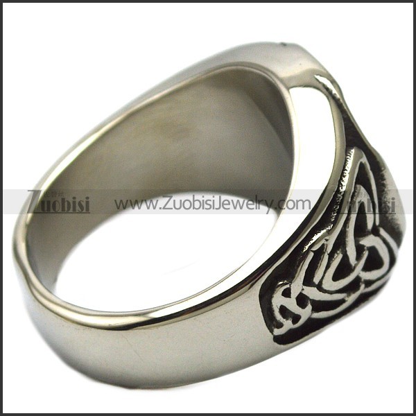 Stainless Steel Trinity Celtic Knot Ring r006558