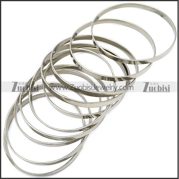 Stainless Steel Bangles b008734