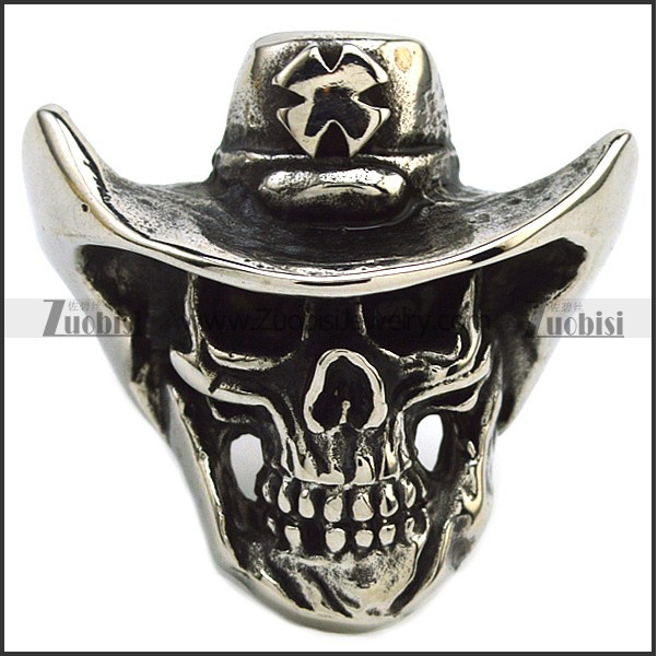 Silver Tone Skull Ring Wearing a Cross Cowboy Hat r007279