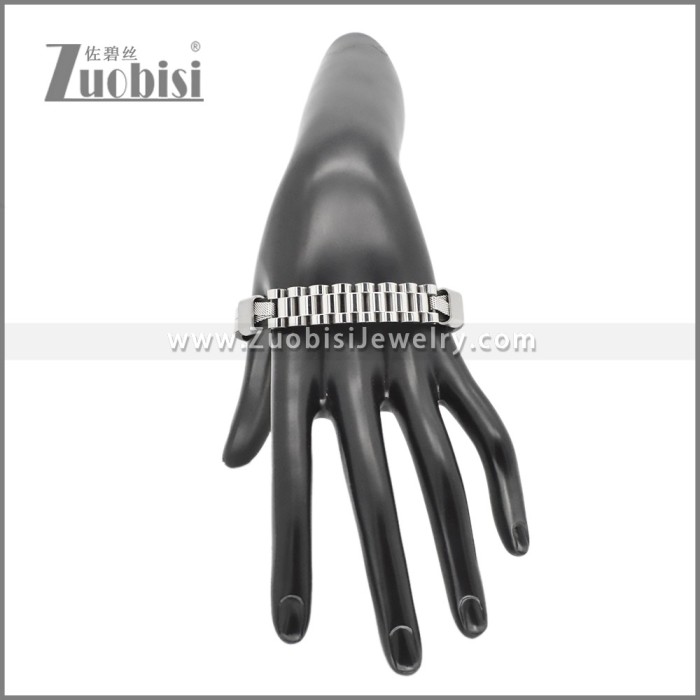 Stainless Steel Bracelets b010511S