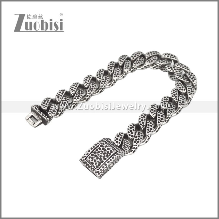 Stainless Steel Bracelets b010596