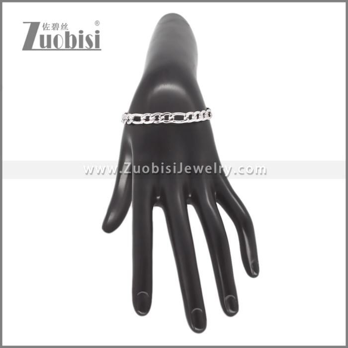 Stainless Steel Bangle b010789S