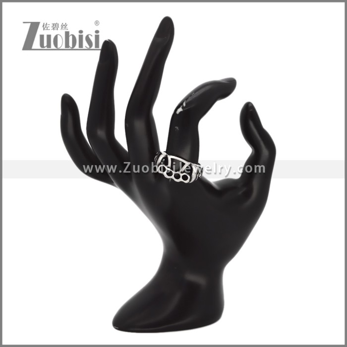 Stainless Steel Ring r010425