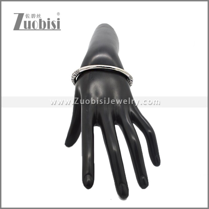 Stainless Steel Bangle b010951S