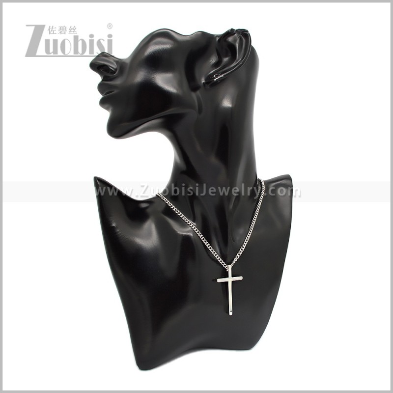 Stainless Steel Cross Pendant Necklace n003729S