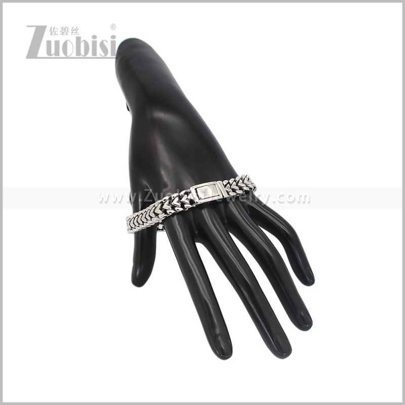 Stainless Steel Bracelet b011238S