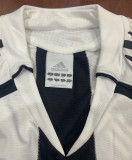 05-06 Newcastle United home Retro Jersey Thailand Quality