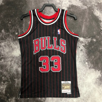 Chicago Bulls SW公牛队96赛季黑条纹33号 皮蓬