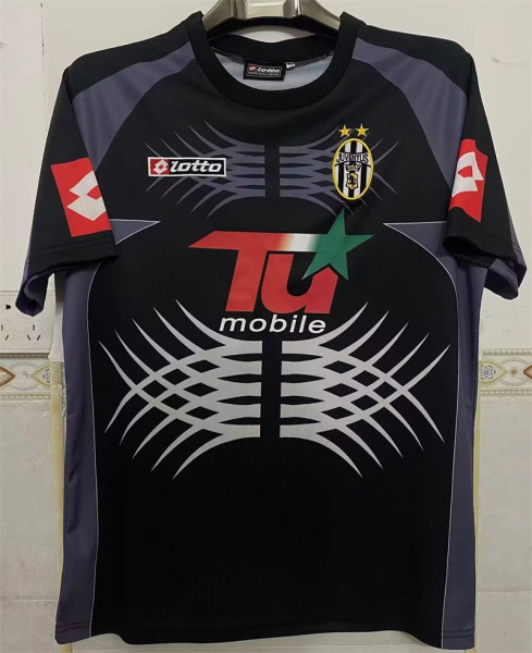 01-02 Juventus FC (Goalkeeper) Retro Jersey Thailand Quality