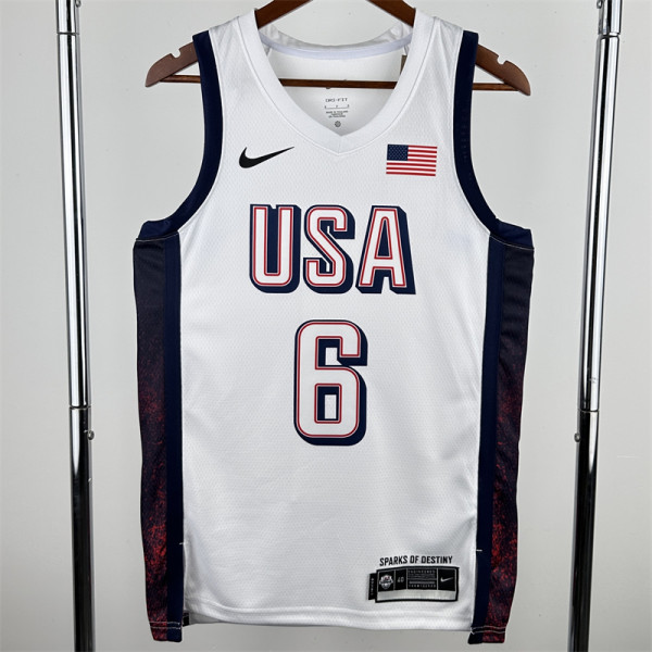 The United States team at the 24th Olympic Games 24年奥运会 美国队 白色 6号 詹姆斯