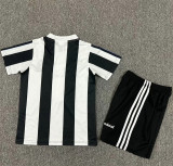 Kids kit 95-97 Newcastle United home (Retro Jersey) Thailand Quality