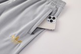 25-26 Manchester United (grey) Jacket and cap set training suit Thailand Qualit