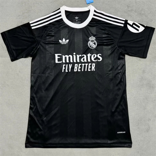 25-26 Real Madrid (Goalkeeper) Fans Version Thailand Quality